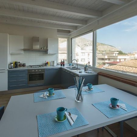 La Terrazza Del Baglio Apartment มอนเดลโล ภายนอก รูปภาพ