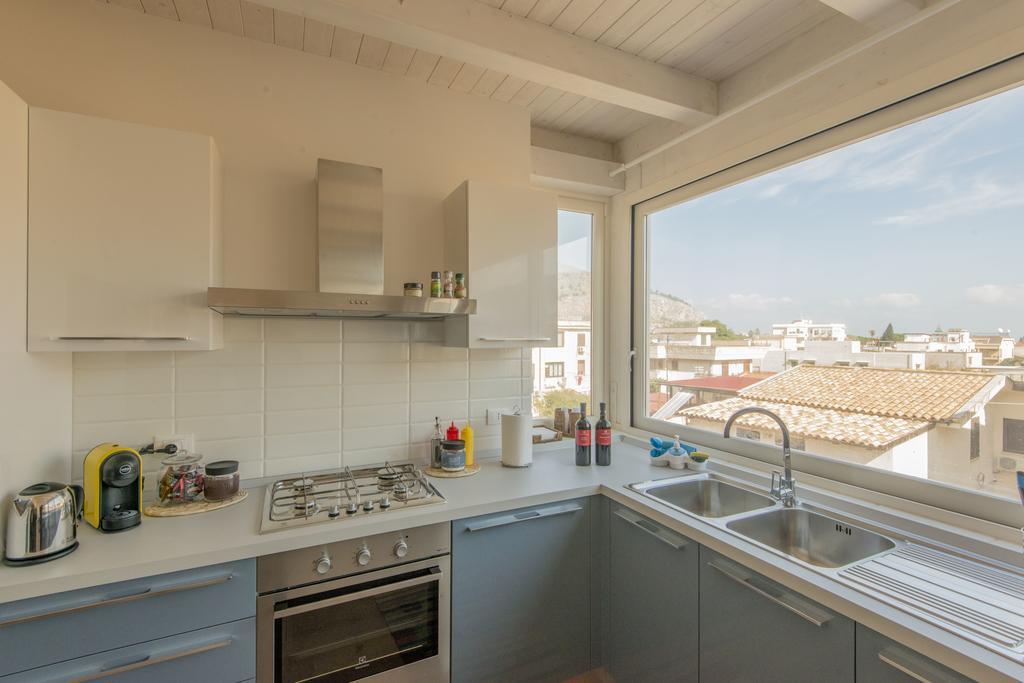 La Terrazza Del Baglio Apartment มอนเดลโล ภายนอก รูปภาพ