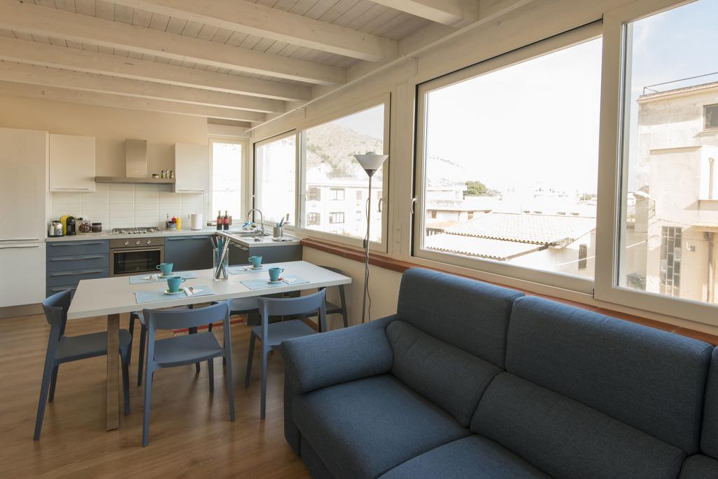 La Terrazza Del Baglio Apartment มอนเดลโล ภายนอก รูปภาพ
